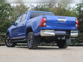 Used Toyota Hilux 2021 for sale - 76238909: Photo