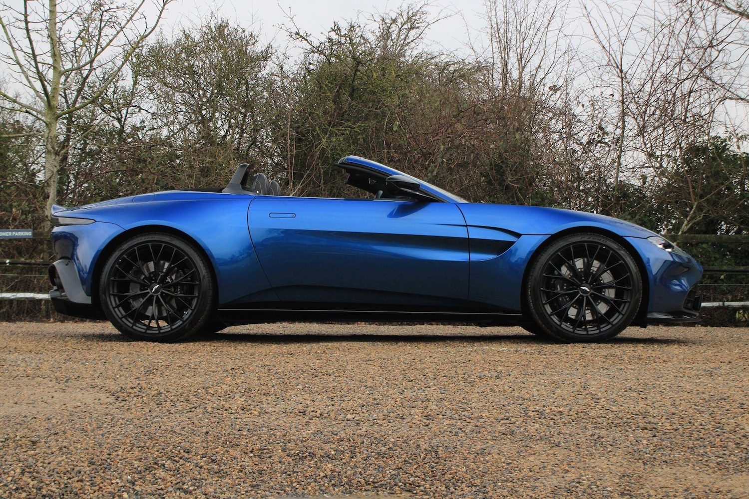 Used Aston Martin Vantage 2023 for sale - 77377481: Photo 13