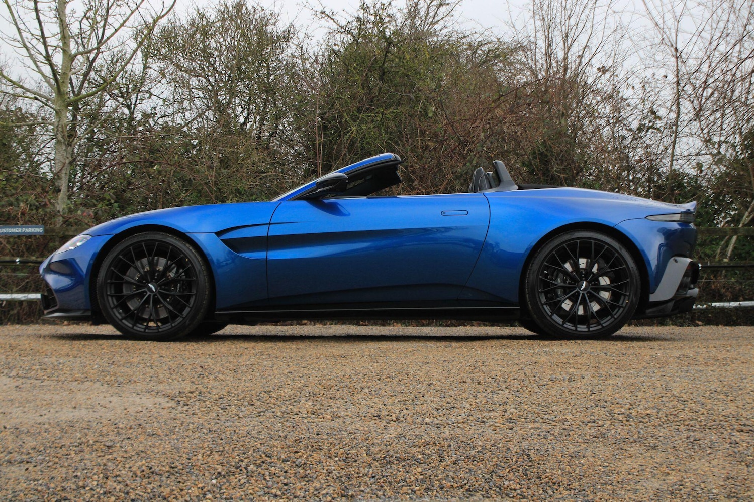 Used Aston Martin Vantage 2023 for sale - 77377481: Photo 16