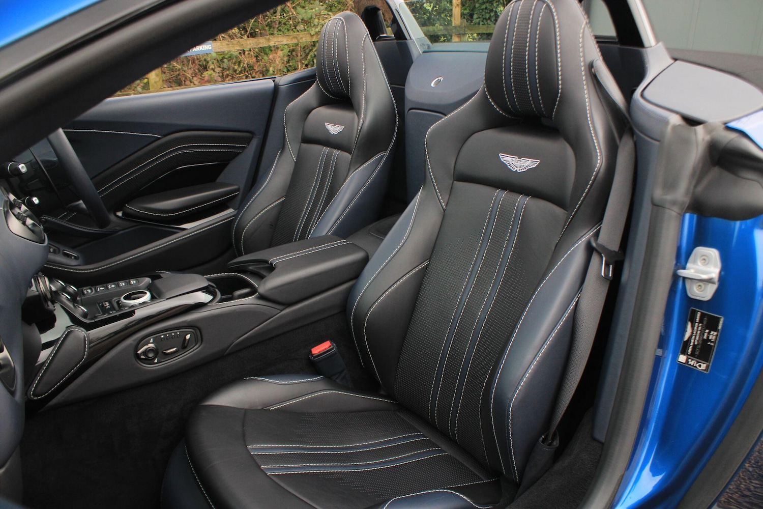 Used Aston Martin Vantage 2023 for sale - 77377481: Photo 18