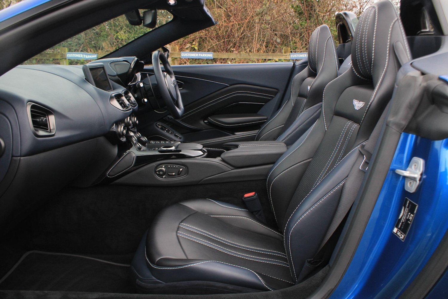 Used Aston Martin Vantage 2023 for sale - 77377481: Photo 19