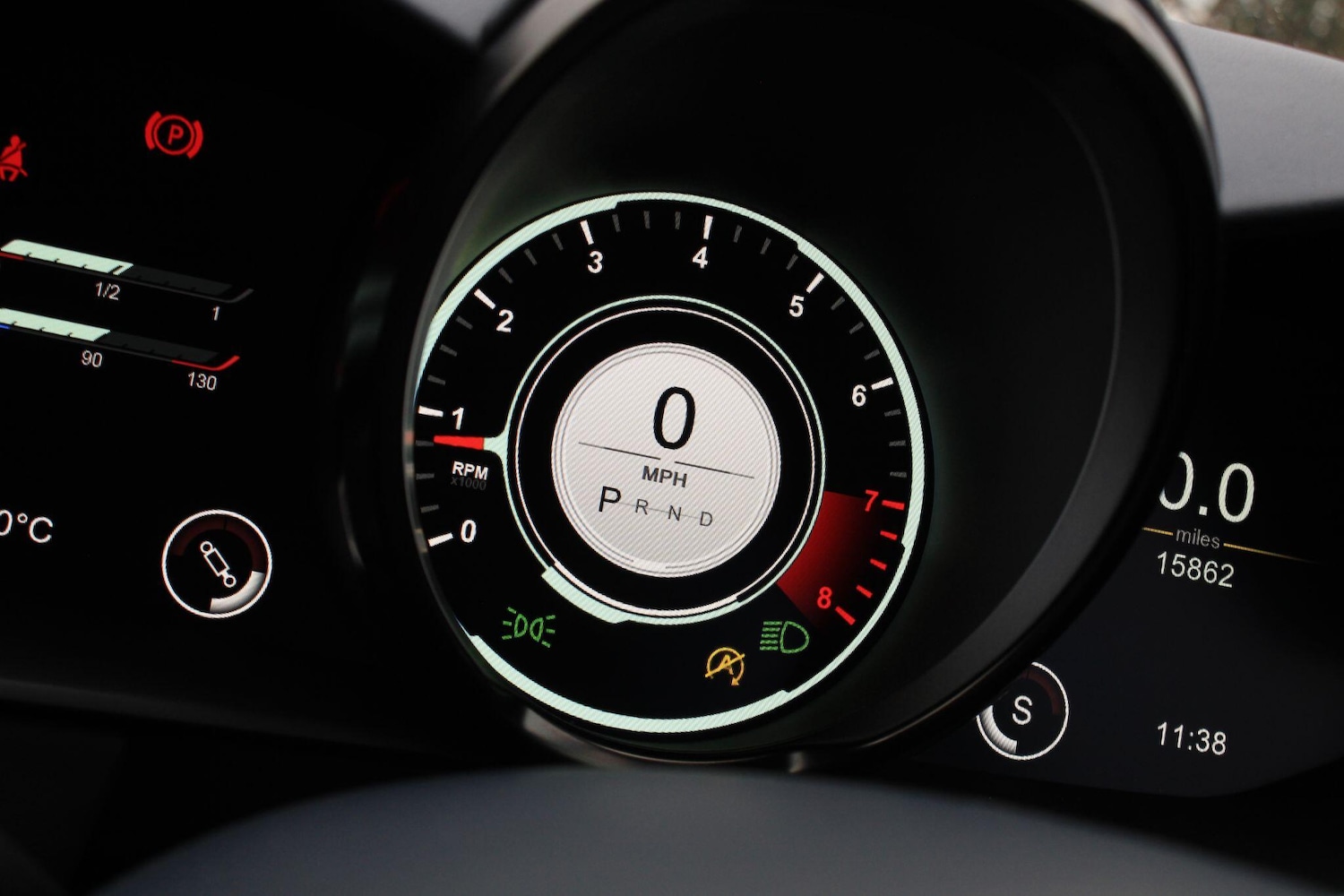 Used Aston Martin Vantage 2023 for sale - 77377481: Photo 37