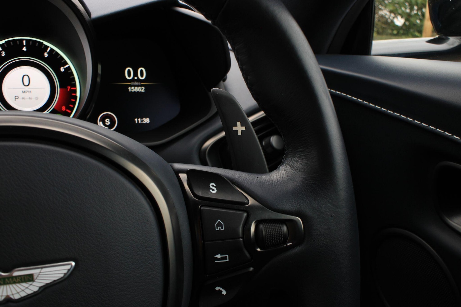 Used Aston Martin Vantage 2023 for sale - 77377481: Photo 40