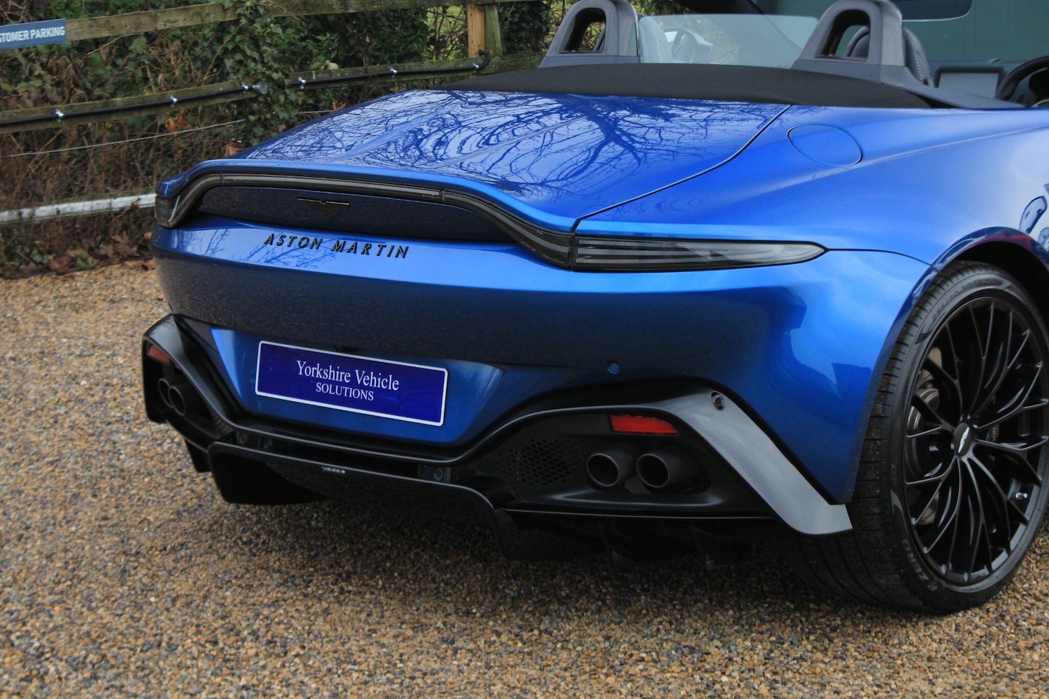 Used Aston Martin Vantage 2023 for sale - 77377481: Photo 47