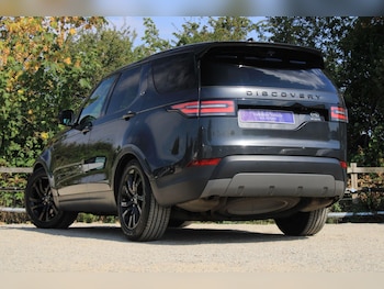 Used Land Rover Discovery 2017 for sale - 79521500: Photo