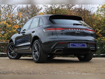 Used Porsche Macan 2022 for sale - 76512441: Photo