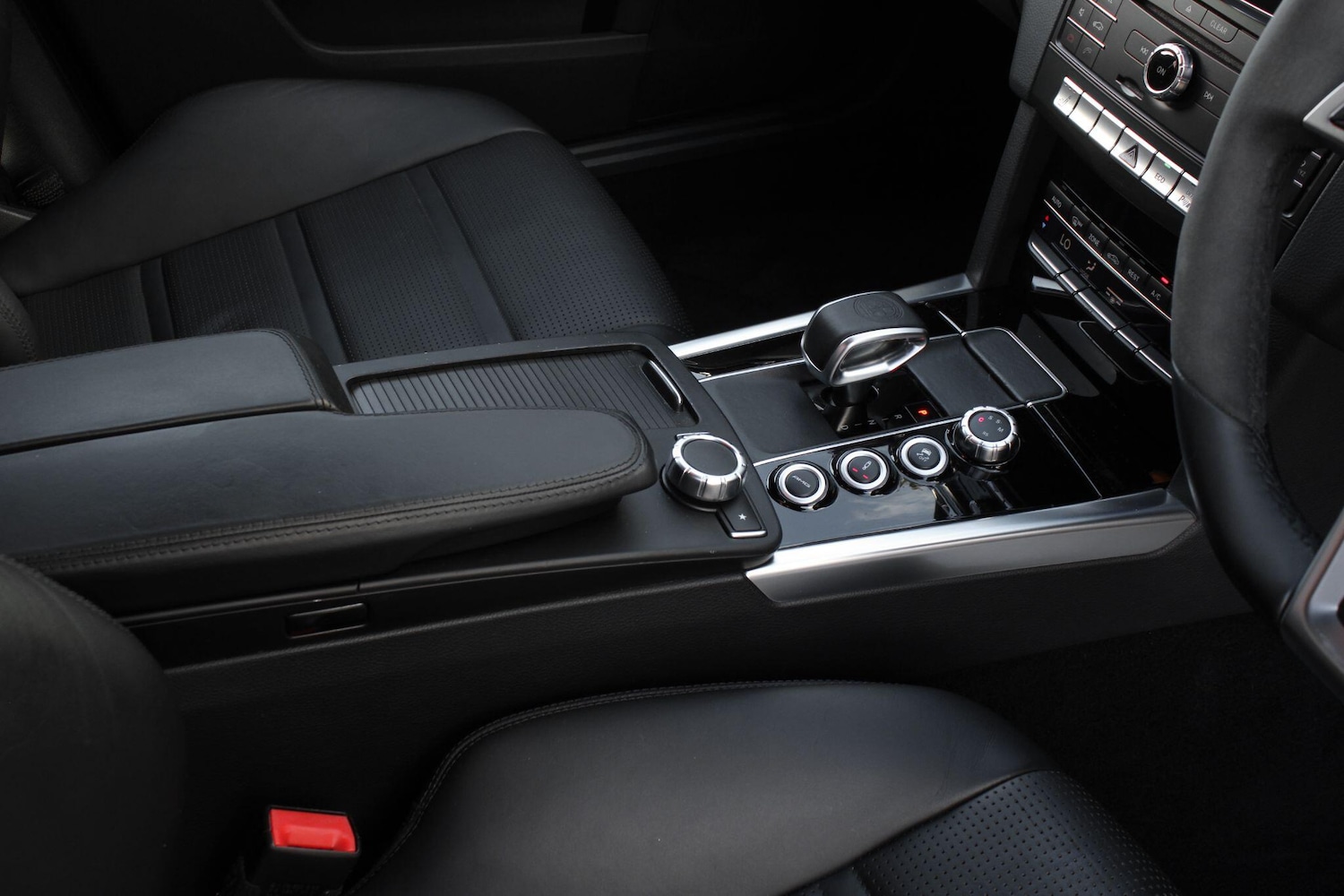 Used Mercedes-Benz E Class 2016 for sale - 77993719: Photo 25