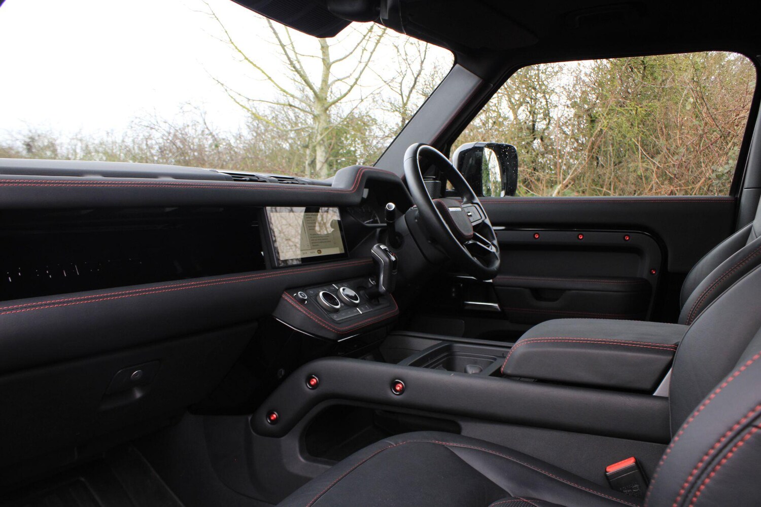 Used Land Rover Defender 90 for sale - 77549806: Photo 19