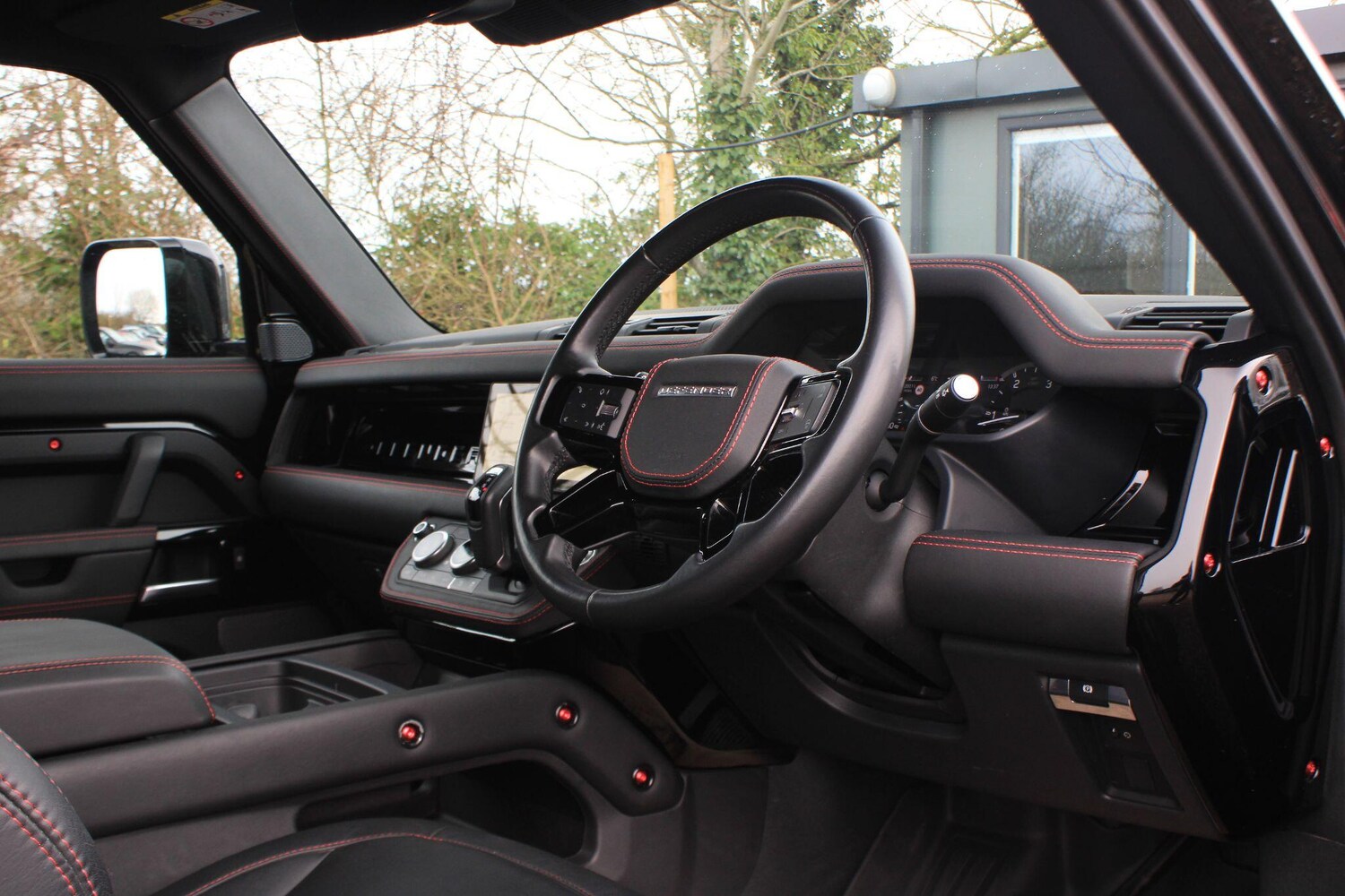 Used Land Rover Defender 90 for sale - 77549806: Photo 5