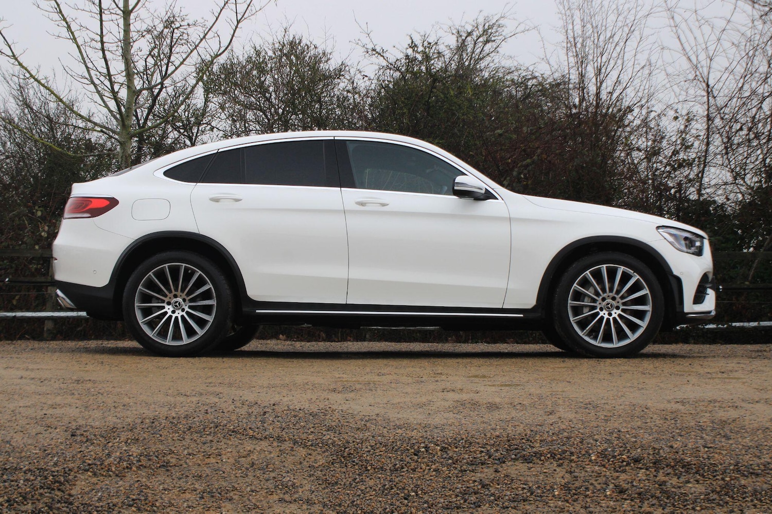 Used Mercedes-Benz GLC 2020 for sale - 77253998: Photo 2