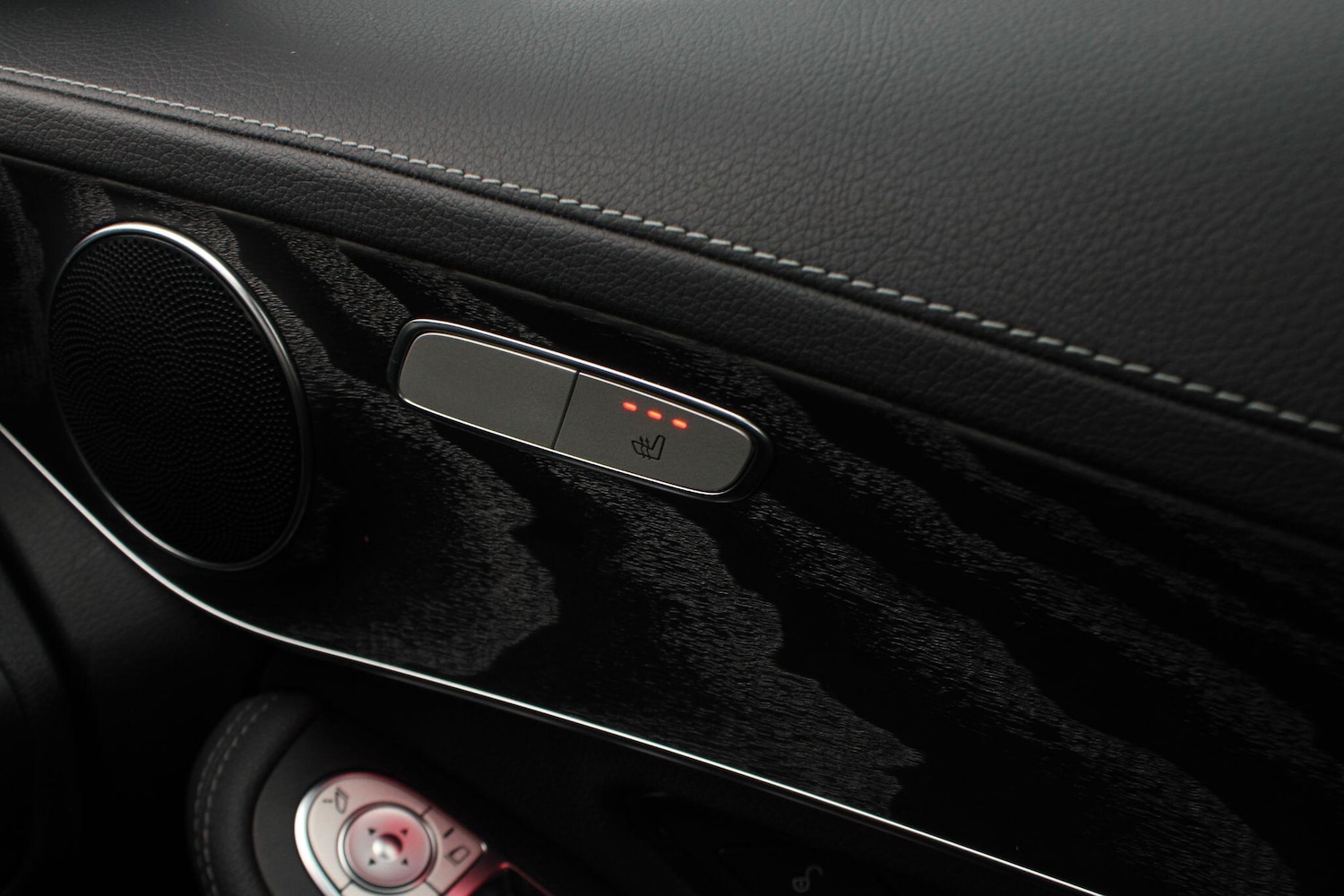 Used Mercedes-Benz GLC 2020 for sale - 77253998: Photo 23