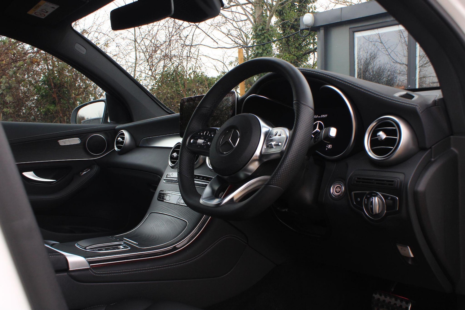 Used Mercedes-Benz GLC 2020 for sale - 77253998: Photo 5