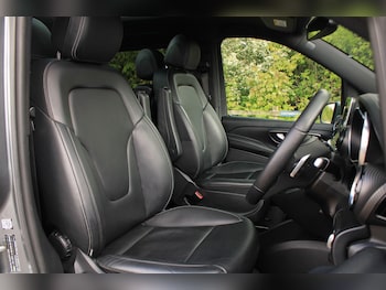 Used Mercedes-Benz V-Class 2020 for sale - 78623214: Photo