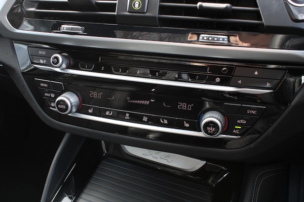 Used BMW X4 2018 for sale - 74187943: Photo 21