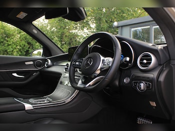 Used Mercedes-Benz GLC 2020 for sale - 78891690: Photo