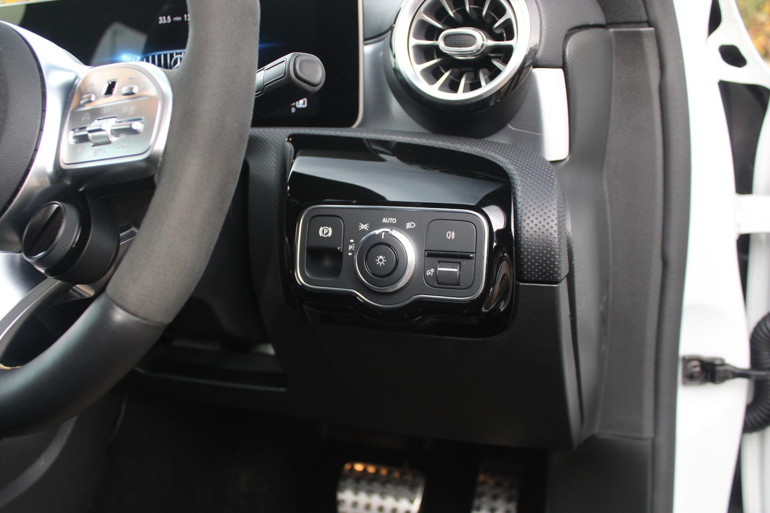 Used Mercedes-Benz A-Class for sale - 76995522: Photo 40