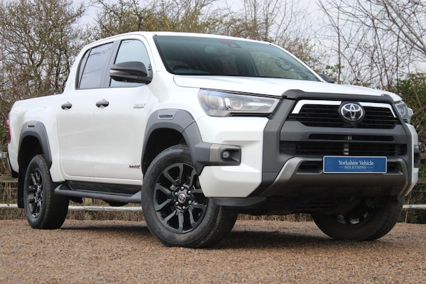 Used Toyota Hilux 2023 for sale - 73600205: Photo 1