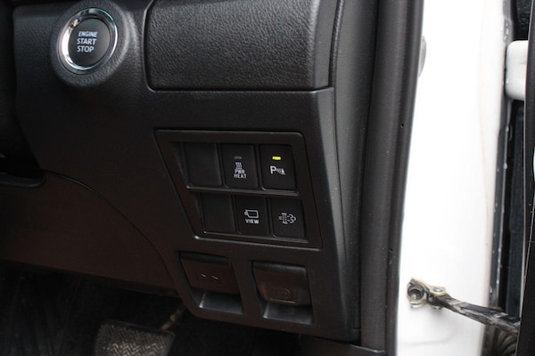 Used Toyota Hilux 2023 for sale - 73600205: Photo 33
