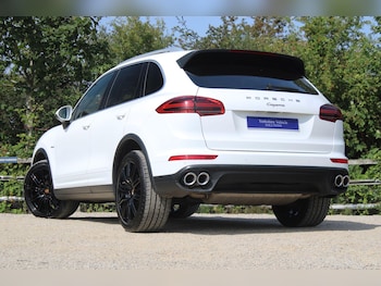 Used Porsche Cayenne 2016 for sale - 75578631: Photo