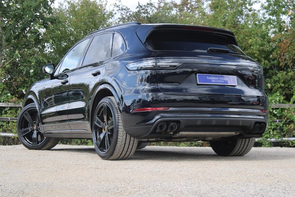 Used Porsche Cayenne 2019 for sale - 75708618: Photo 3