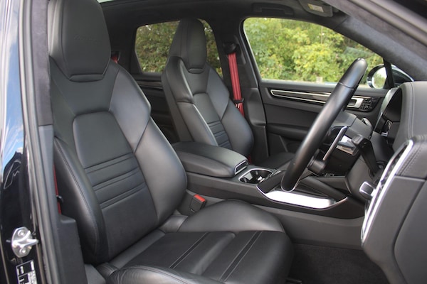 Used Porsche Cayenne 2019 for sale - 75708618: Photo 4