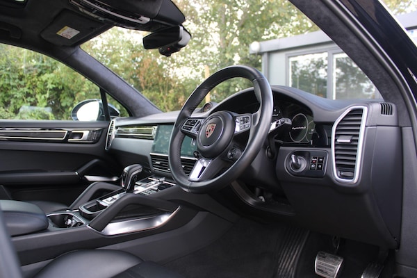Used Porsche Cayenne 2019 for sale - 75708618: Photo 5
