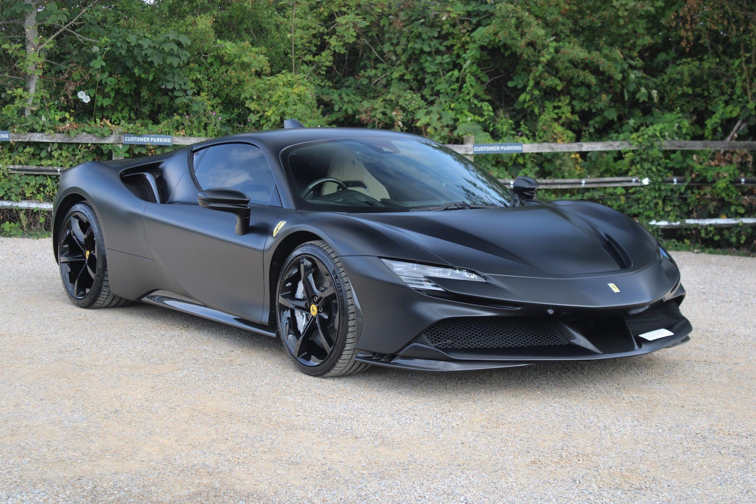 Used Ferrari SF90 Stradale 2021 for sale - 76987678: Photo 18