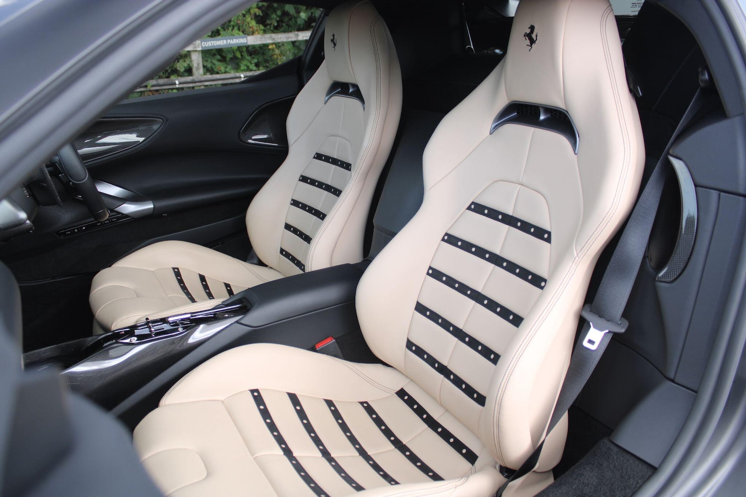 Used Ferrari SF90 Stradale 2021 for sale - 76987678: Photo 22