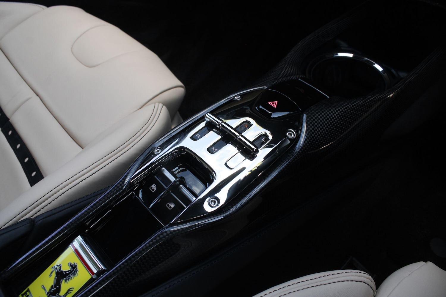 Used Ferrari SF90 Stradale 2021 for sale - 76987678: Photo 26