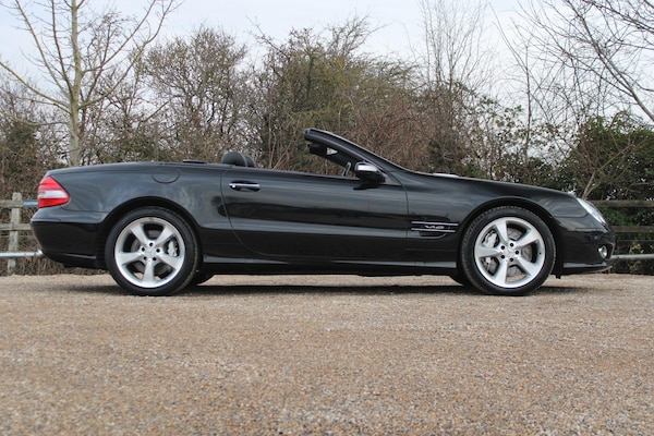 Used Mercedes-Benz SL 2007 for sale - 73788918: Photo 2