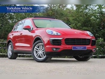 Used Porsche Cayenne 2015 for sale - 75508423: Photo