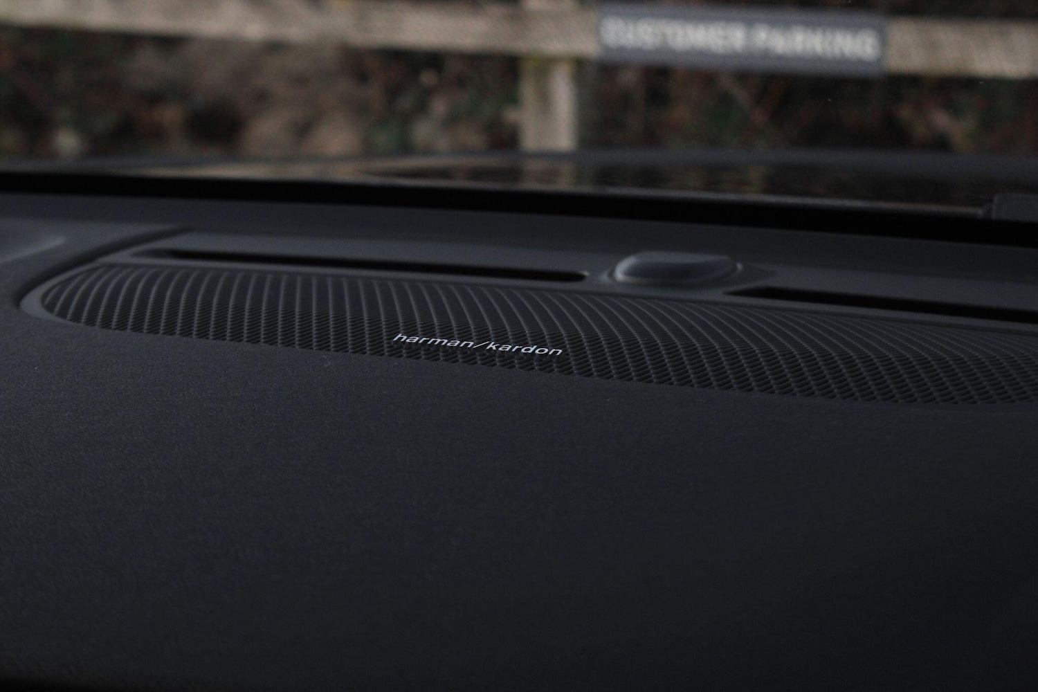 Used Volvo XC40 2021 for sale - 77237850: Photo 8