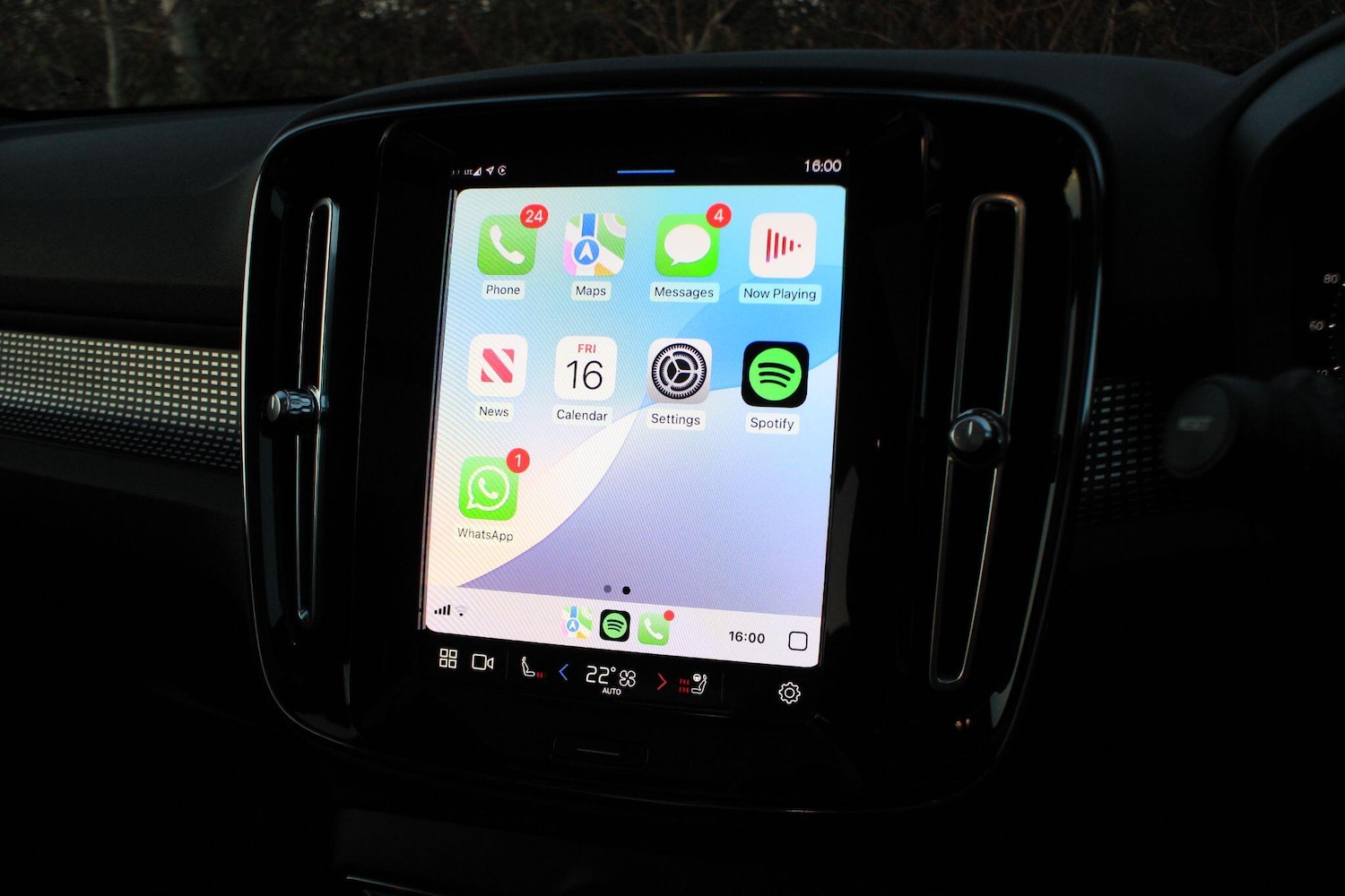 Used Volvo XC40 2021 for sale - 77237850: Photo 9