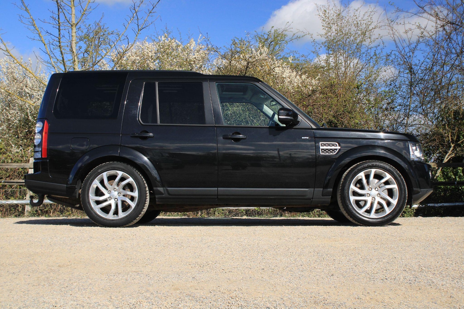 Used Land Rover Discovery 2016 for sale - 78115862: Photo 2