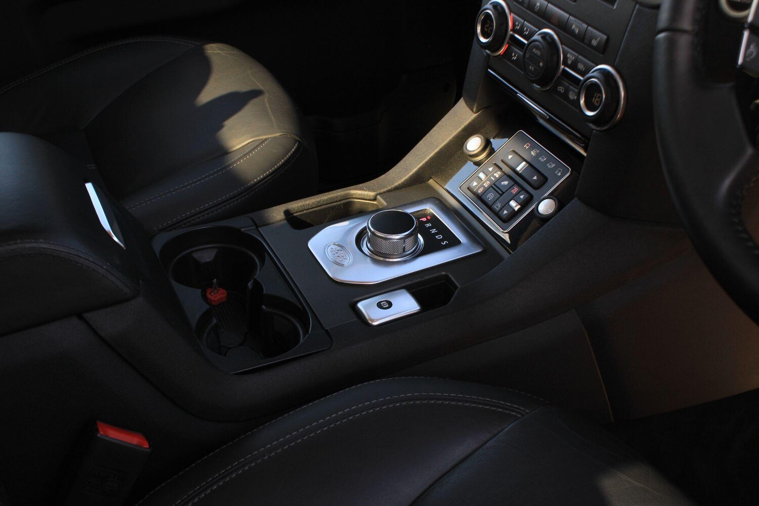 Used Land Rover Discovery 2016 for sale - 78115862: Photo 24