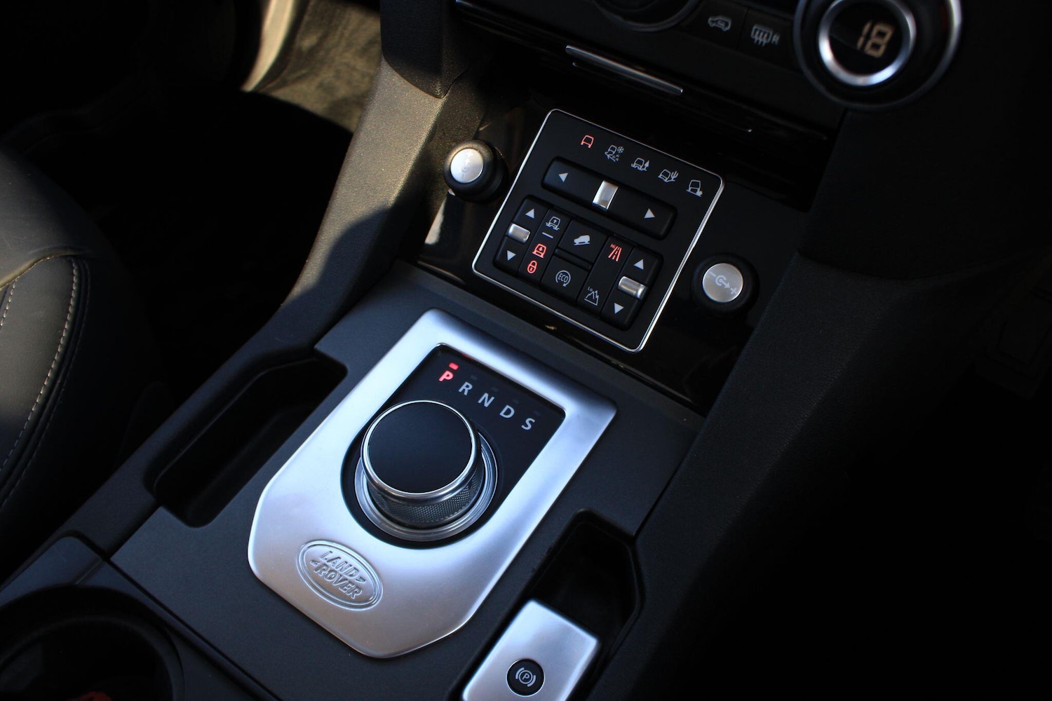 Used Land Rover Discovery 2016 for sale - 78115862: Photo 25