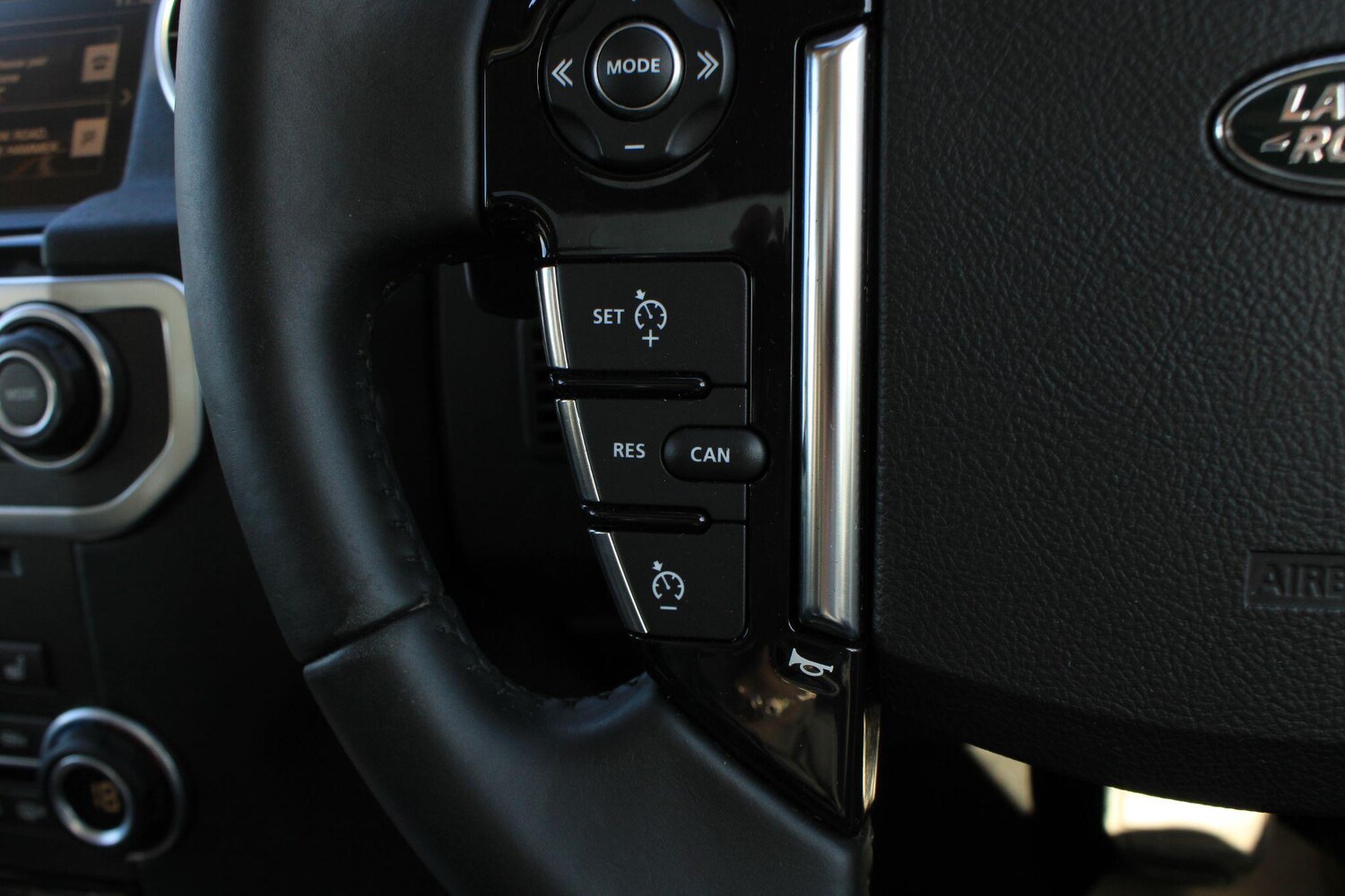 Used Land Rover Discovery 2016 for sale - 78115862: Photo 30