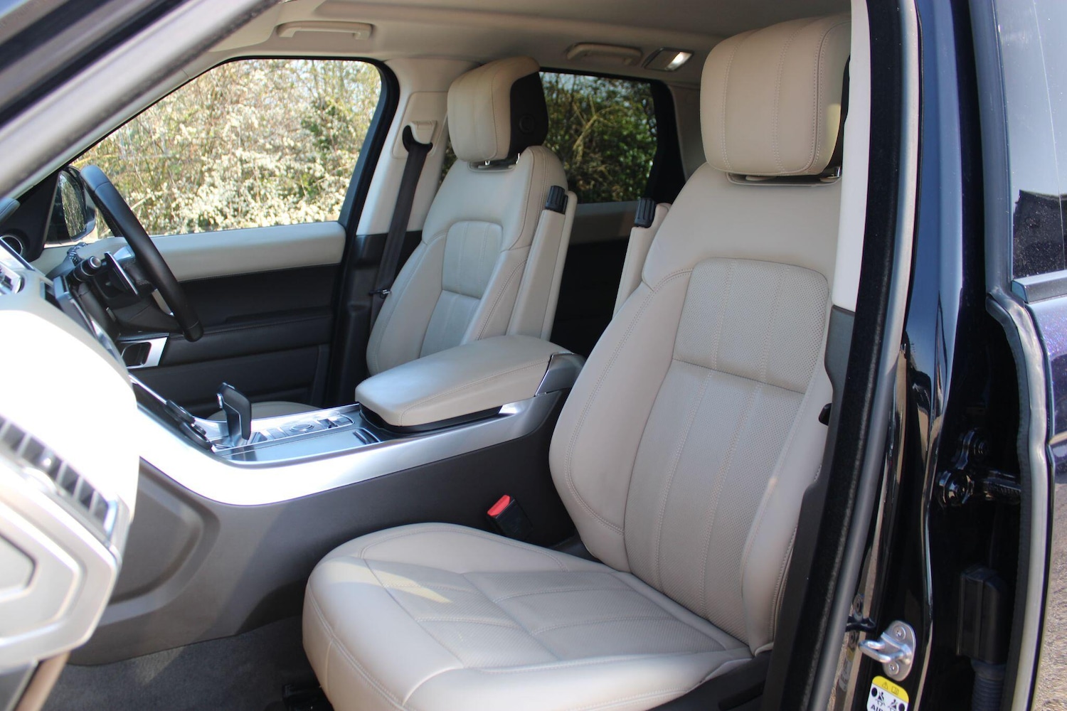 Used Land Rover Range Rover Sport 2018 for sale - 76584691: Photo 16