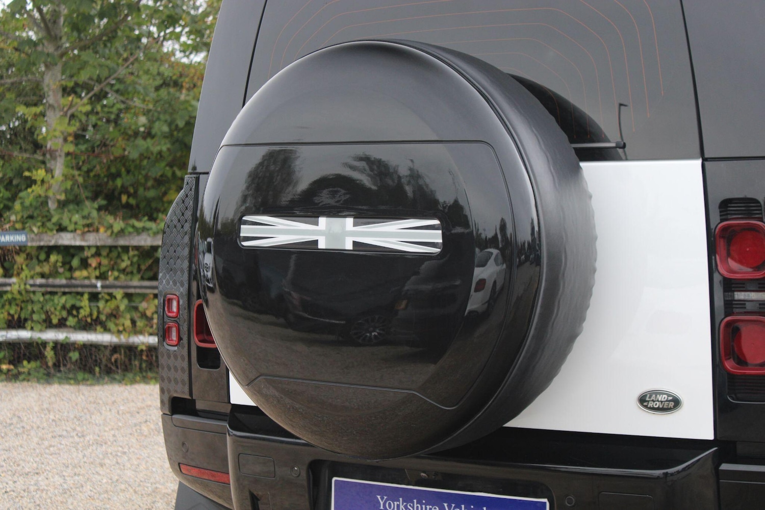 Used Land Rover Defender 2021 for sale - 76989845: Photo 37