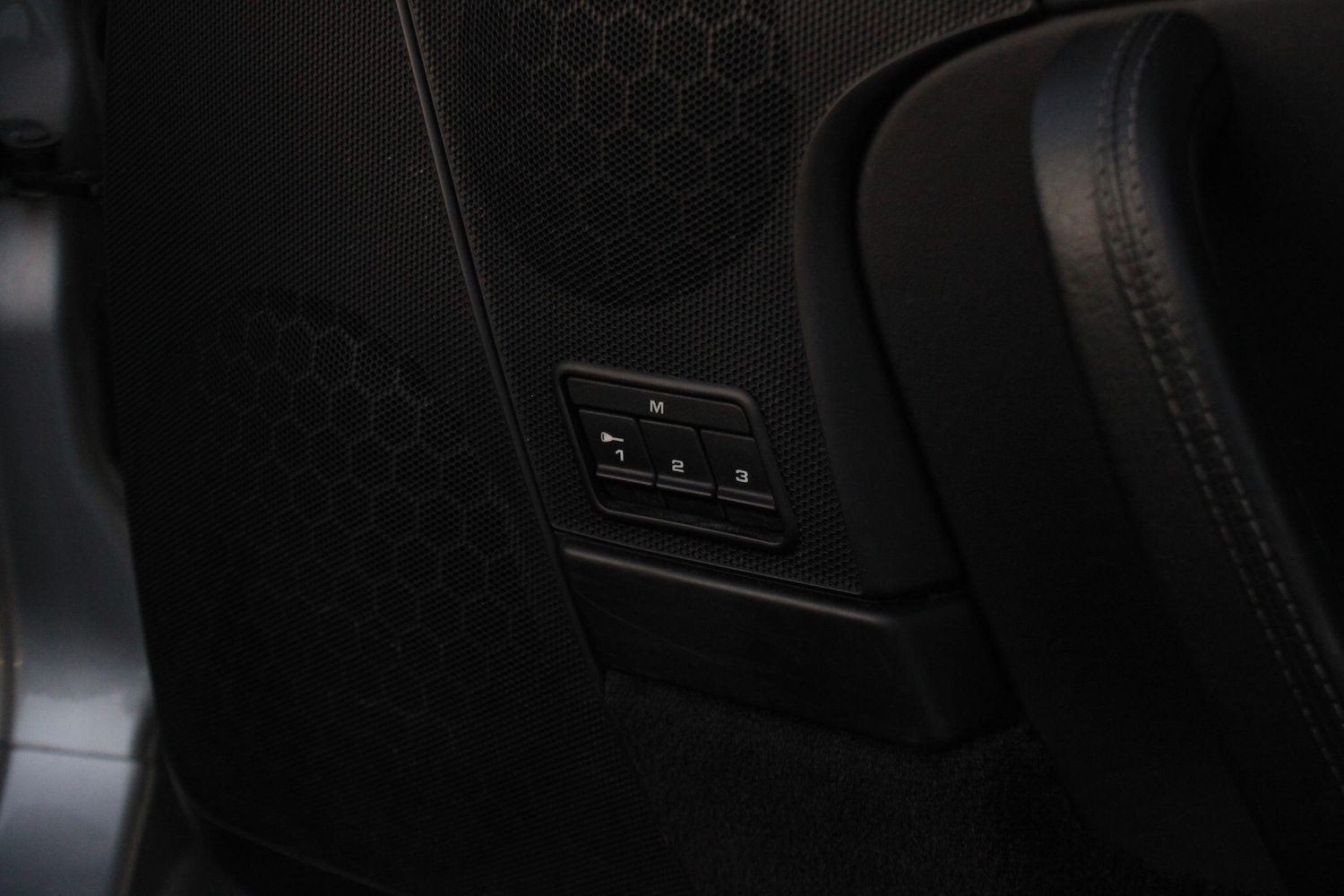 Used Porsche 911 for sale - 77131236: Photo 29