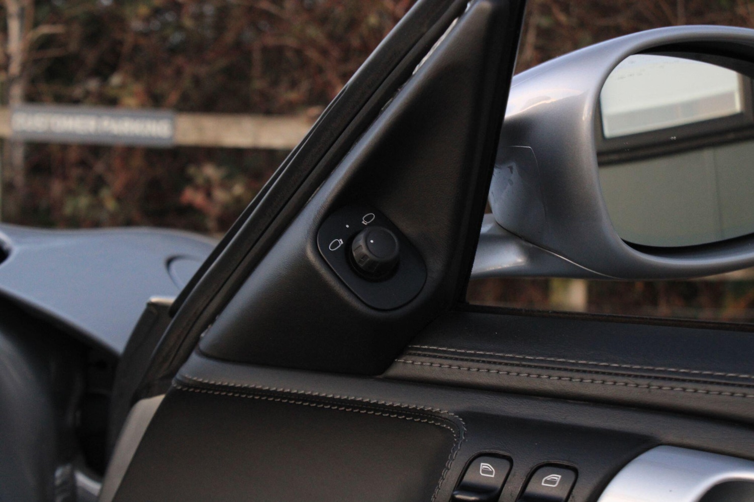 Used Porsche 911 for sale - 77131236: Photo 35