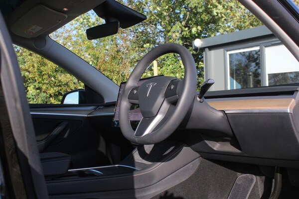 Used Tesla Model Y 2022 for sale - 76213860: Photo 5