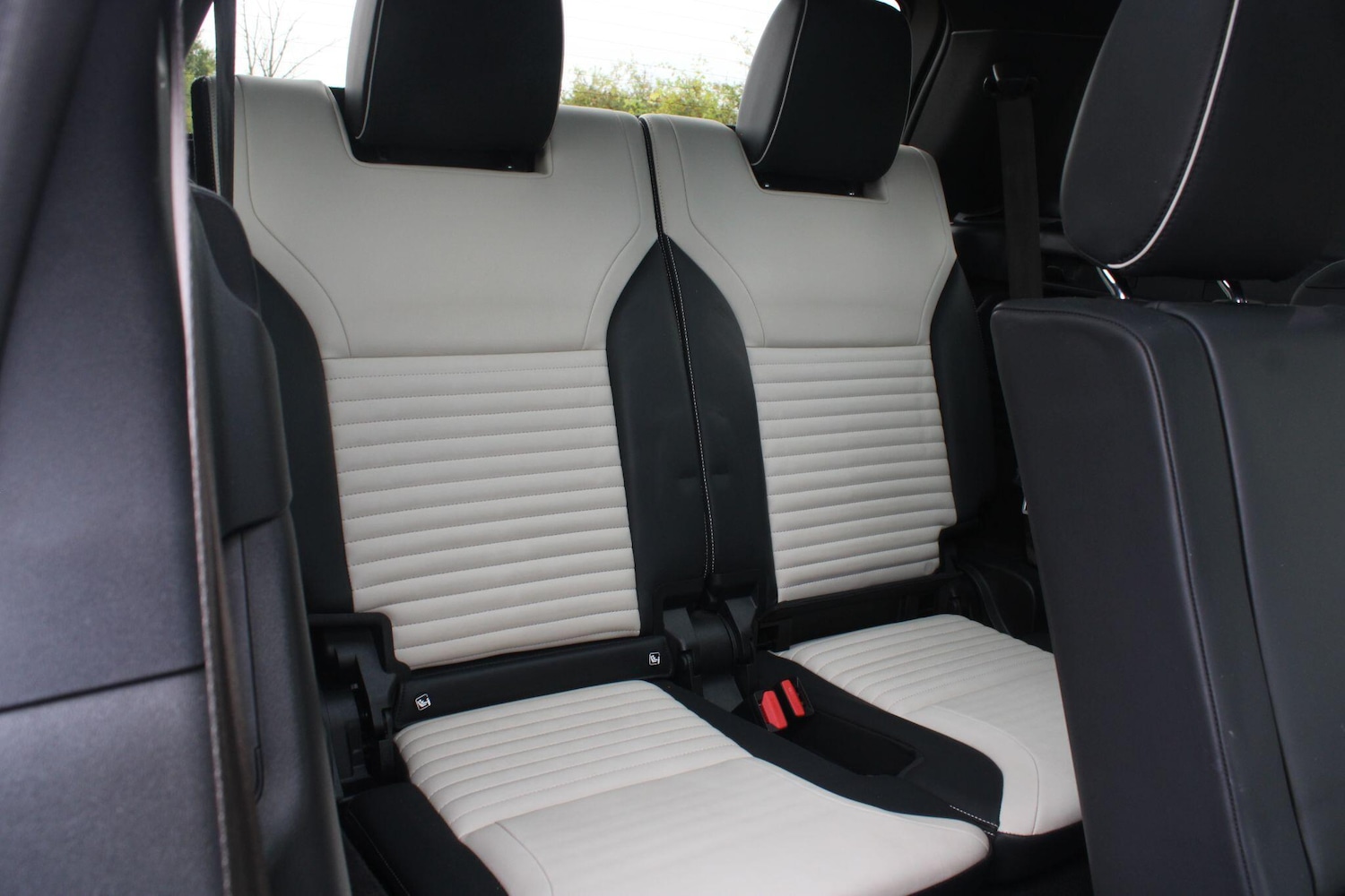 Used Land Rover Discovery 2022 for sale - 76166587: Photo 13