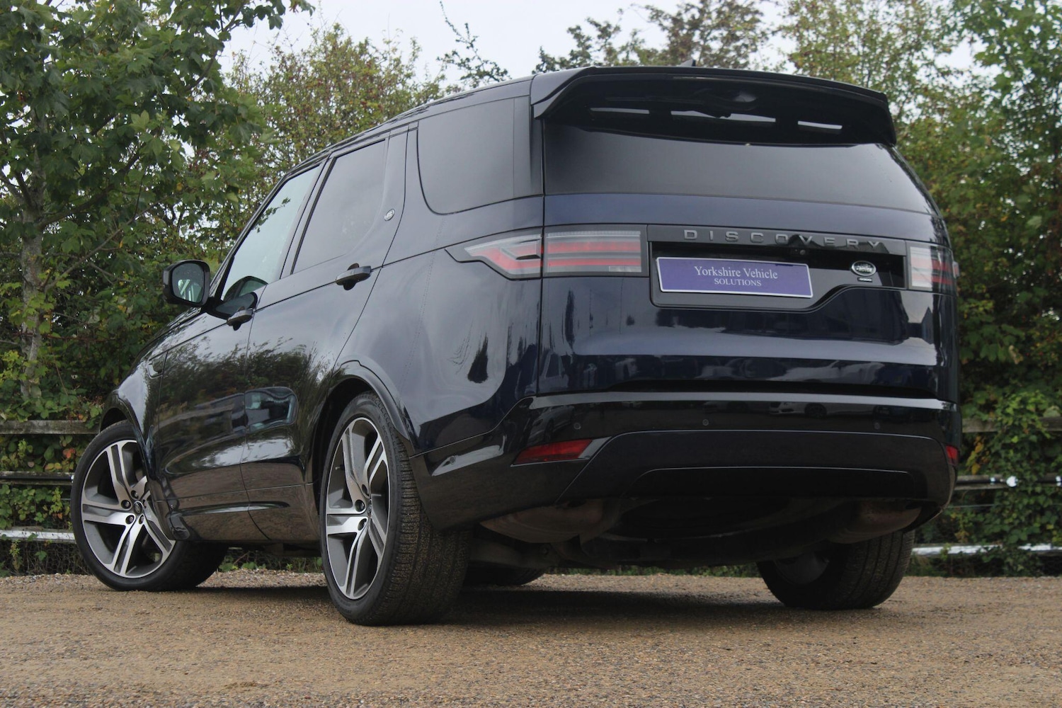 Used Land Rover Discovery 2022 for sale - 76166587: Photo 3