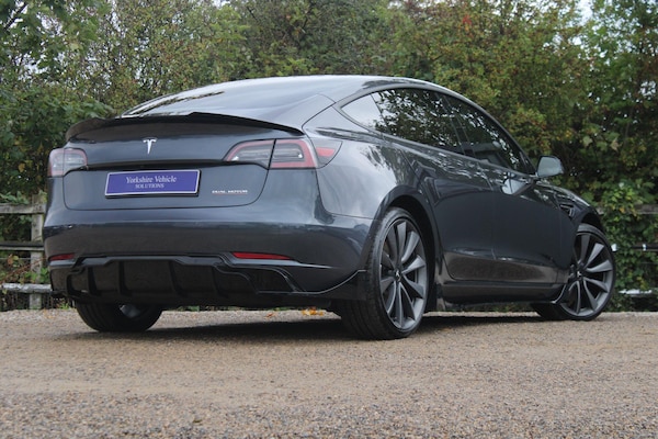 Used Tesla Model 3 2019 for sale - 76215230: Photo 19