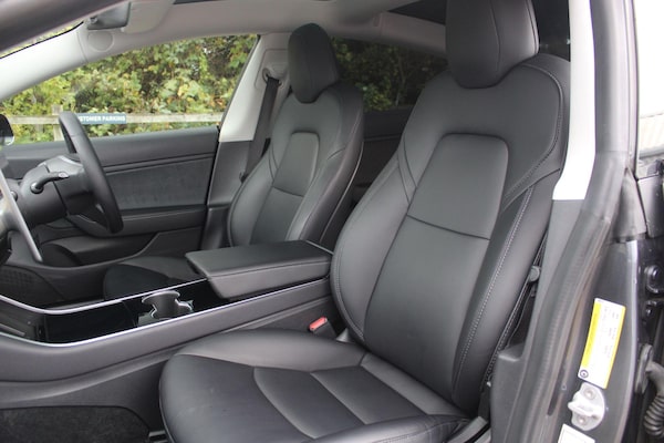 Used Tesla Model 3 2019 for sale - 76215230: Photo 20