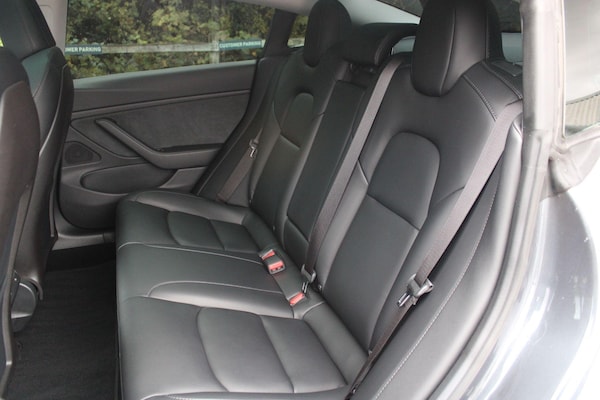 Used Tesla Model 3 2019 for sale - 76215230: Photo 22