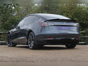 Used Tesla Model 3 2019 for sale - 76215230: Photo 3