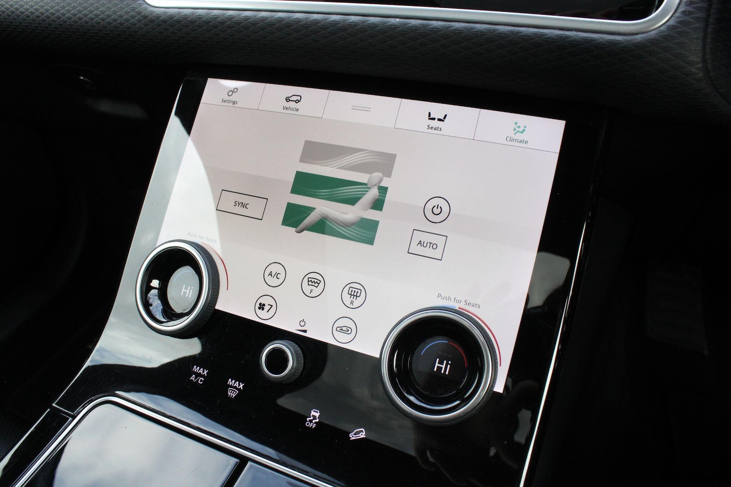 Used Land Rover Range Rover Velar 2019 for sale - 76408721: Photo 19