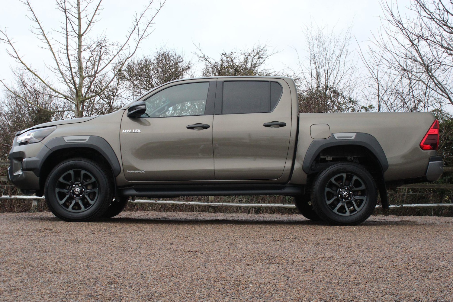 Used Toyota Hilux 2023 for sale - 77144338: Photo 16